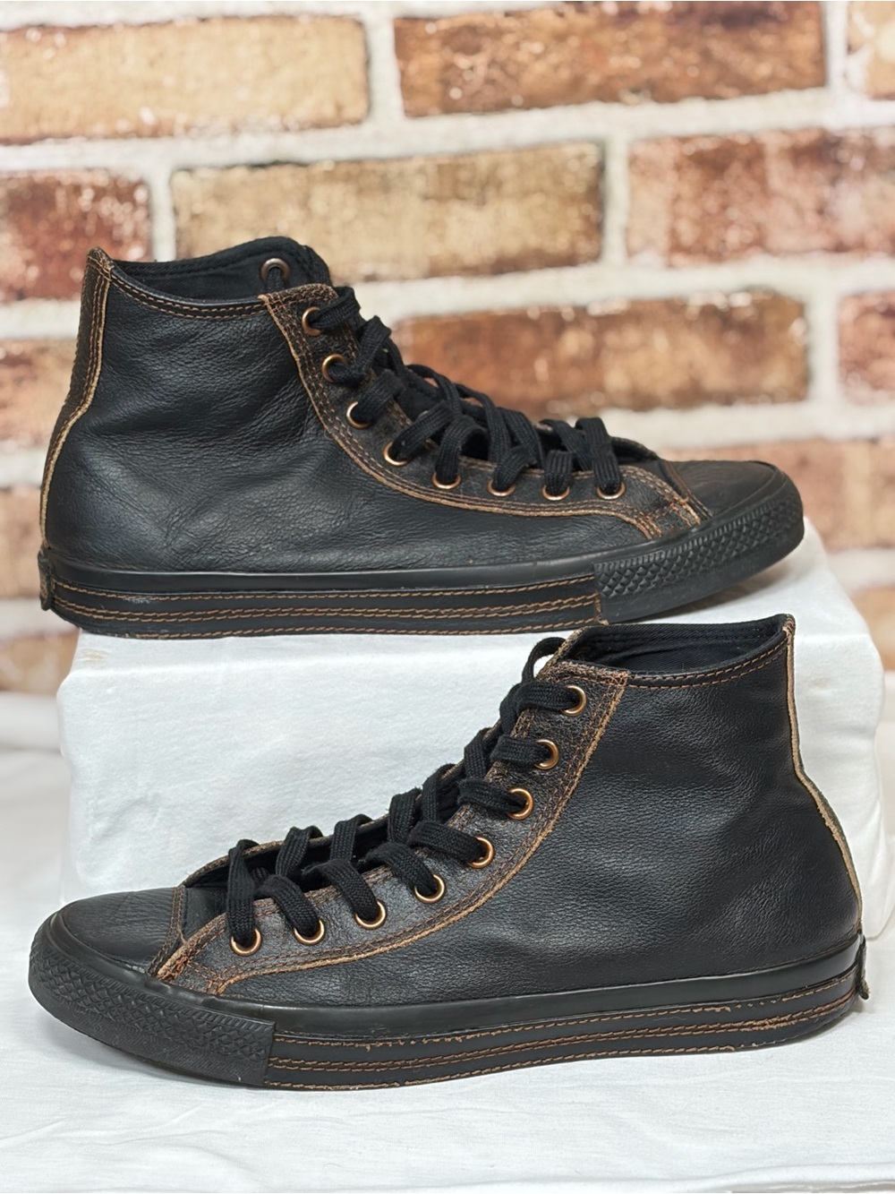 Converse Chuck Taylor All Star 1S986 Distressed Black Leather High Top Mens 10 - Picture 6 of 16